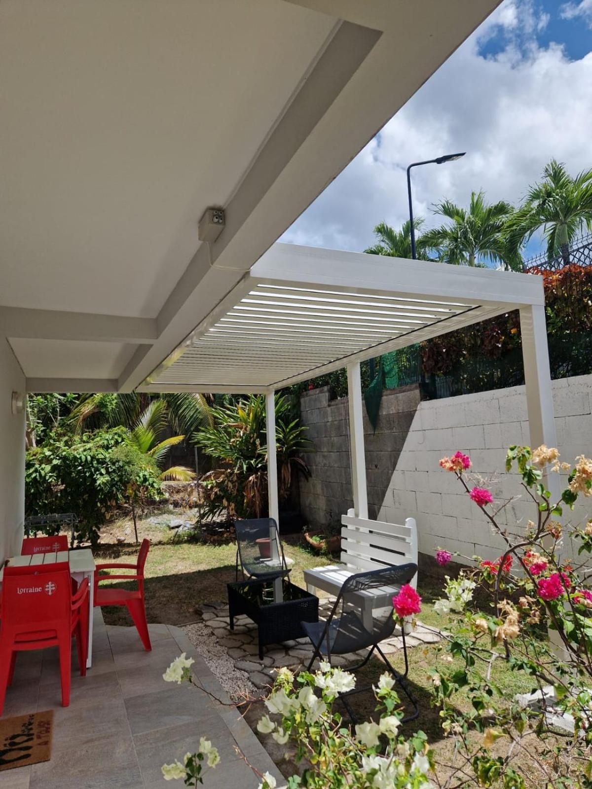 F2 Rez De Jardin Carbet Lägenhet Le Carbet Exteriör bild